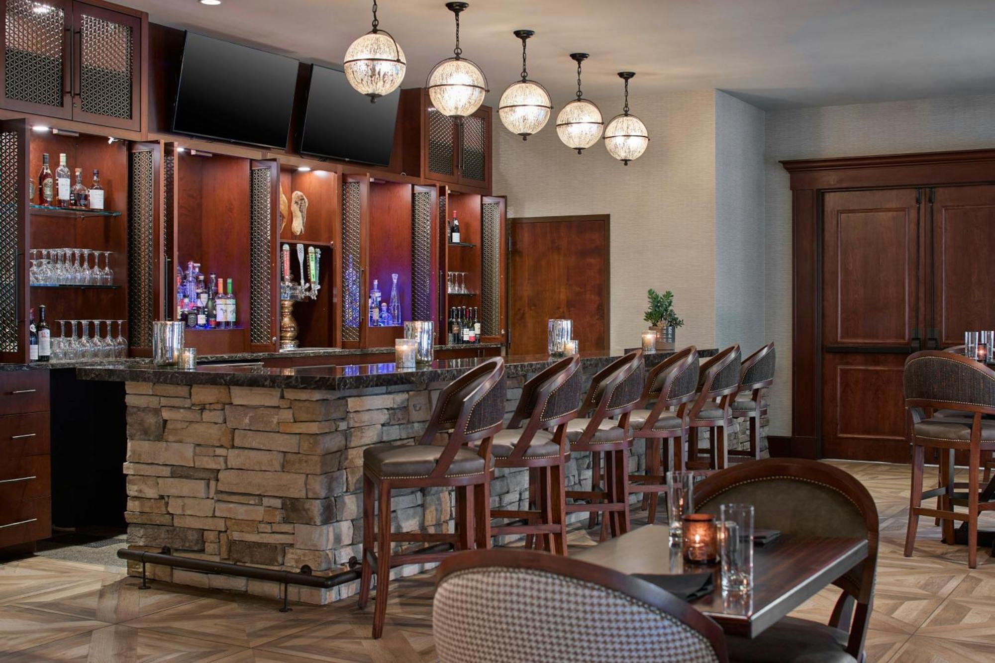 Resort Renaissance Birmingham Ross Bridge Golf & 4*